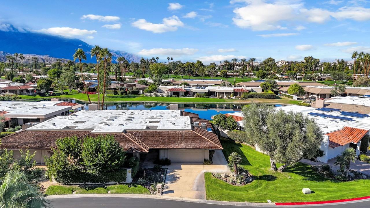 10 Colgate Dr - Photo 2 of 46