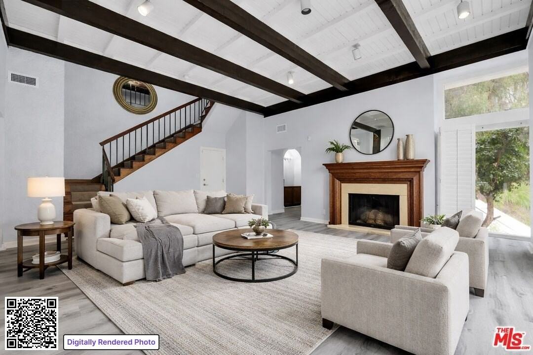 1713 Queens Ct - Photo 2 of 39