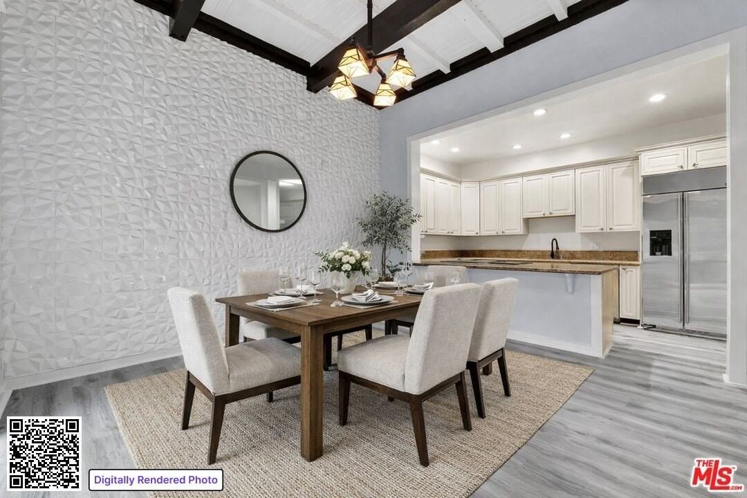 1713 Queens Ct - Photo 4 of 39