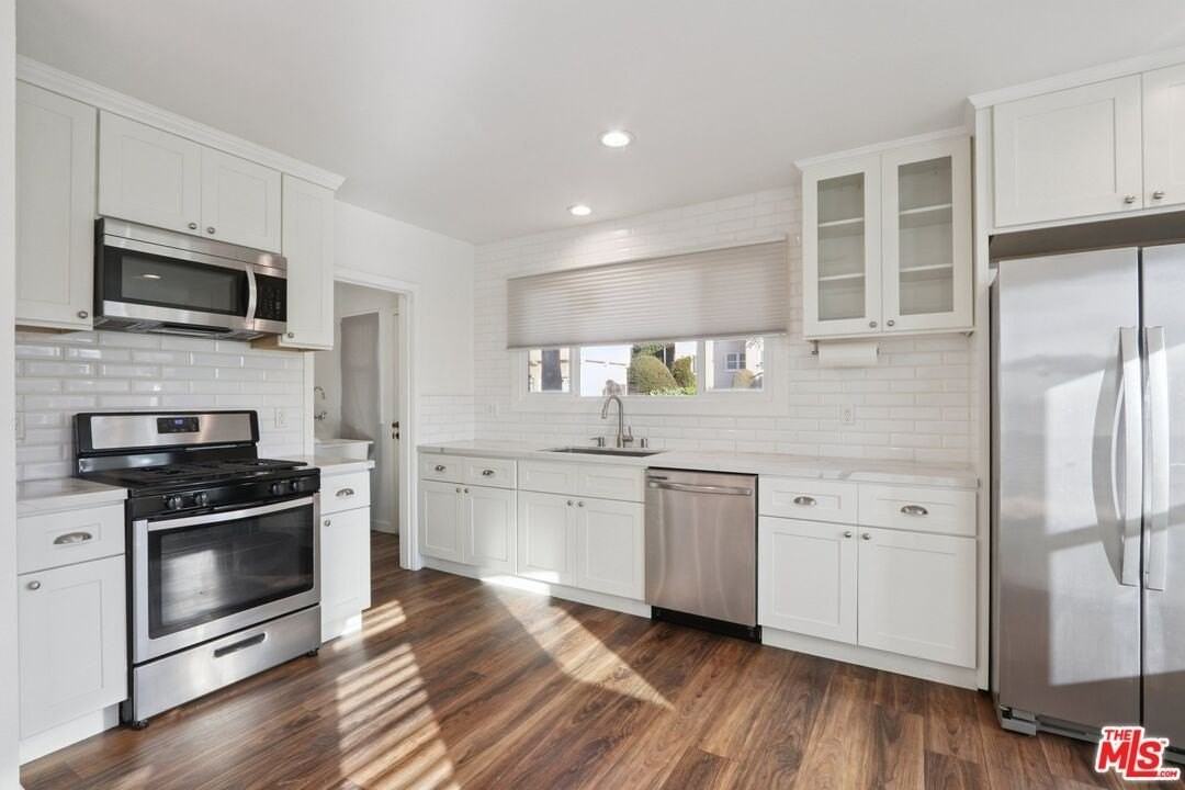 S Ogden Dr - Photo 2 of 10