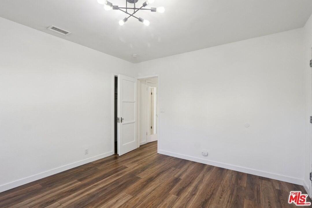 S Ogden Dr - Photo 4 of 10