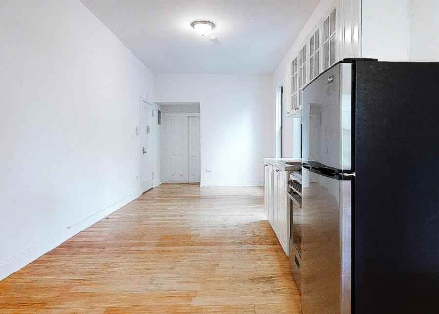 471 Central Park W - Photo 2 of 6