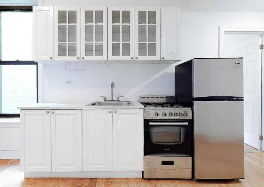 471 Central Park W - Photo 5 of 6