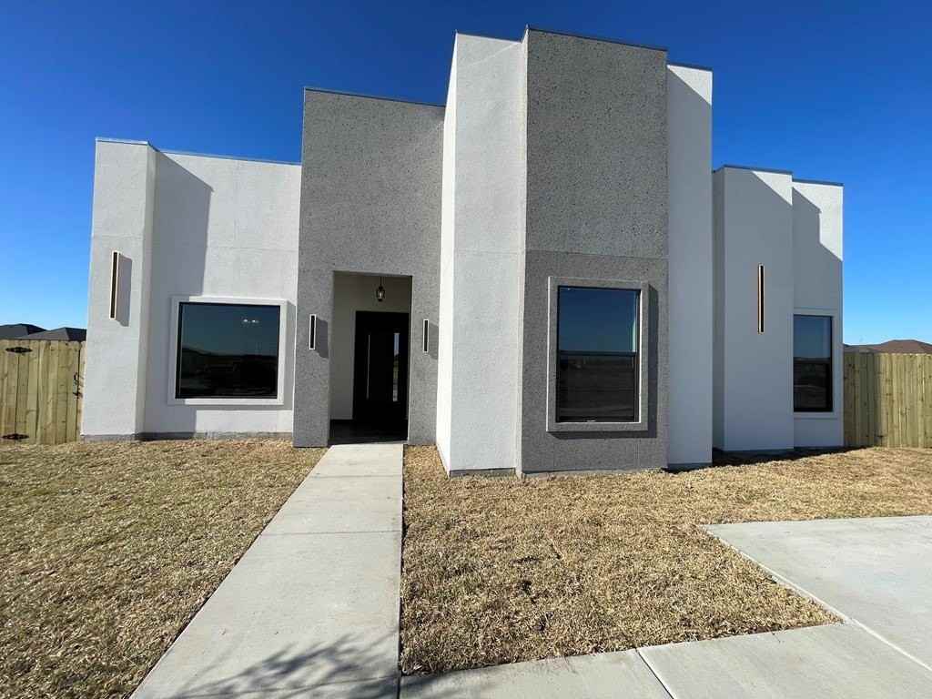 3264 Ethel Dr - Photo 3 of 37