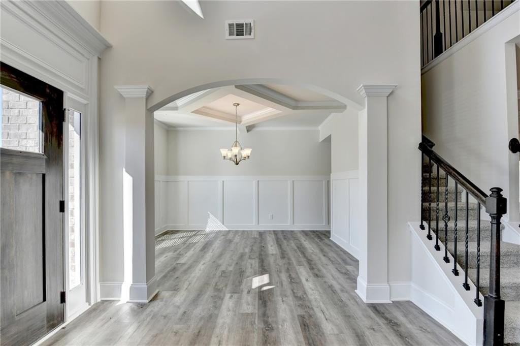 1661 Silver Crest Way - Photo 4 of 50