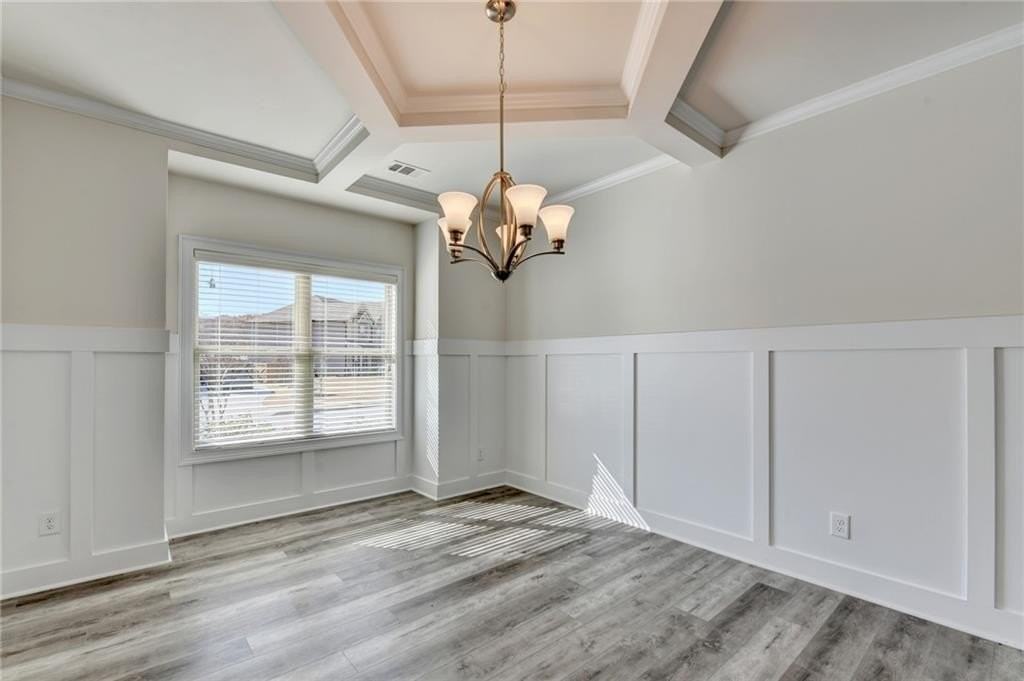 1661 Silver Crest Way - Photo 6 of 50