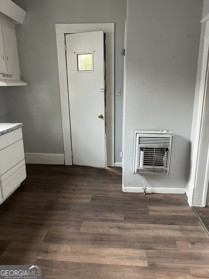 92 Woodlawn Ave #A - Photo 7 of 10