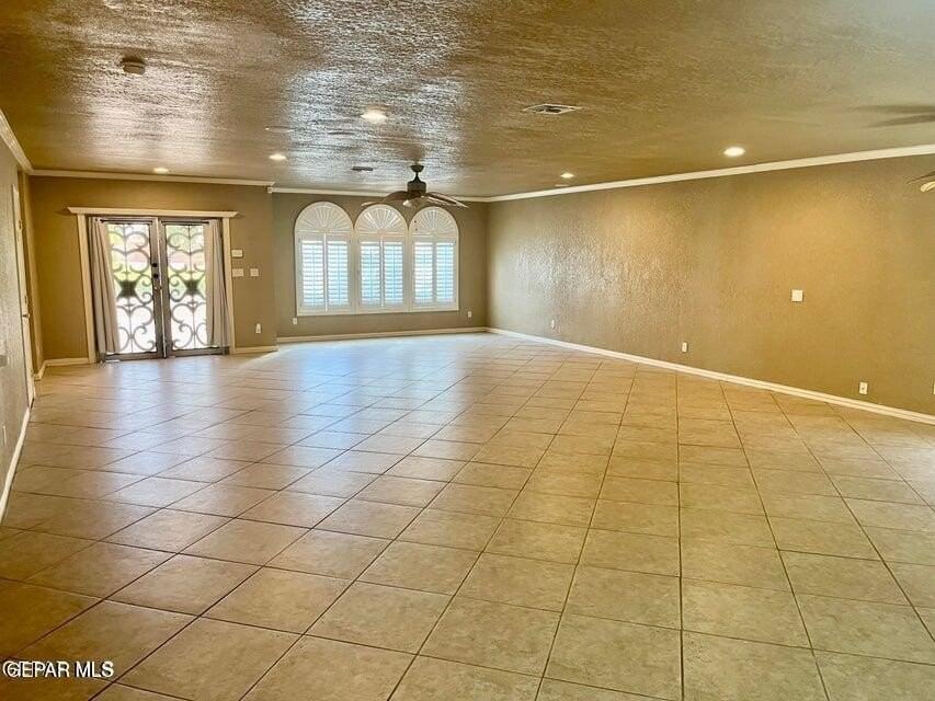 7409 Edgemere Blvd - Photo 3 of 50