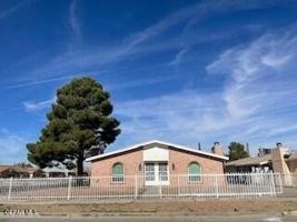 featured image of 2803 Beachcomber Dr