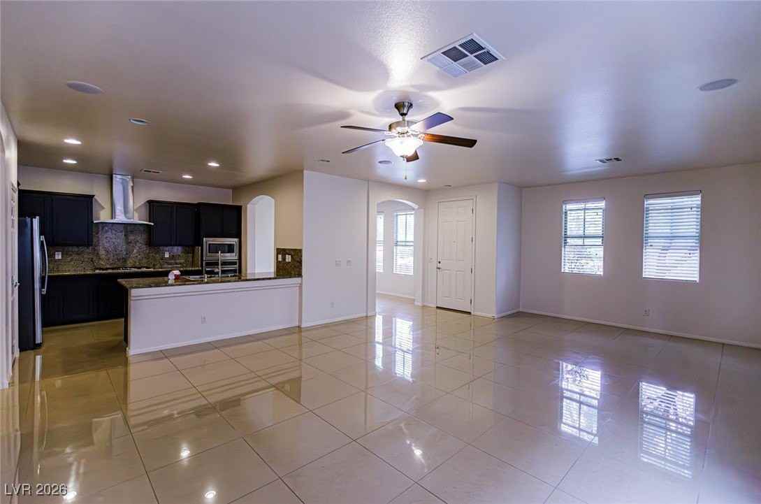 11009 Ketchikan St - Photo 6 of 50