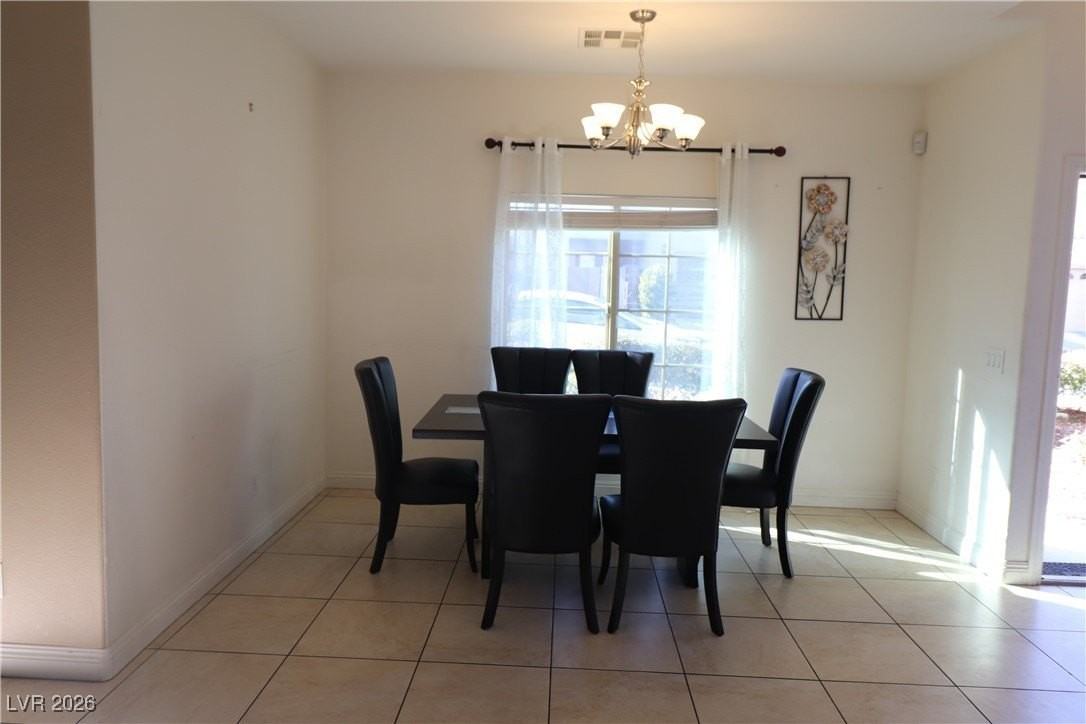 9661 Greensburg Ave - Photo 4 of 27