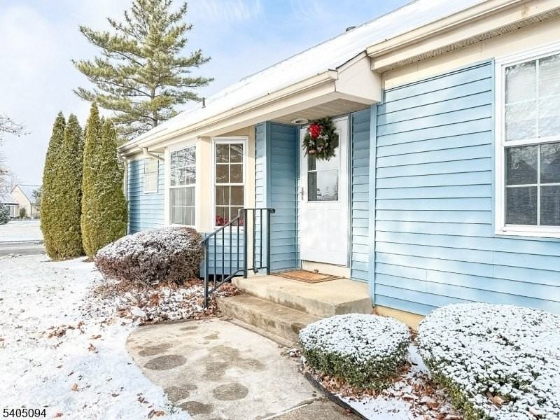 167E Concordia Cir - Photo 2 of 30