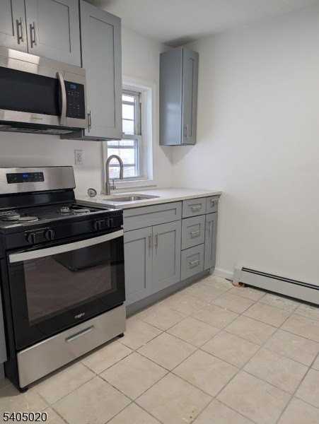 111 6th St - Photo 3 of 15