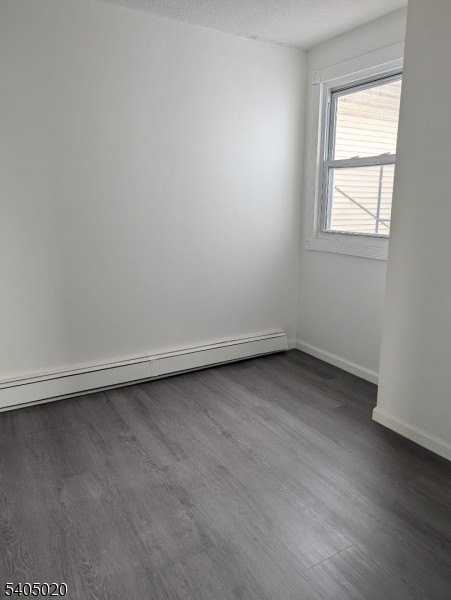 111 6th St - Photo 6 of 15