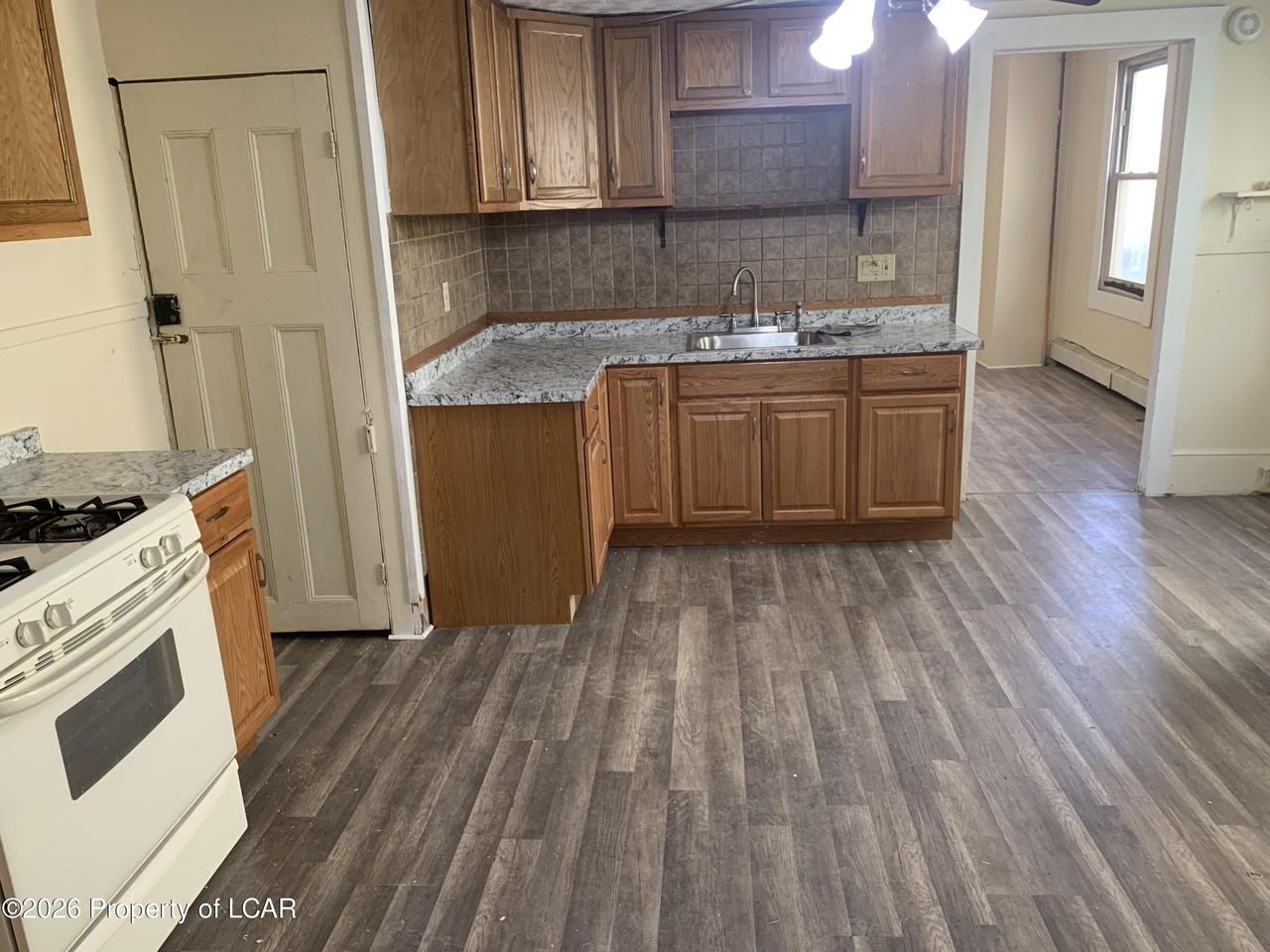 66 S Main St - Photo 7 of 15