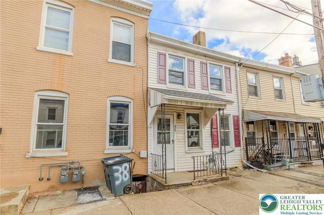 40 S 12th St - Photo 2 of 17