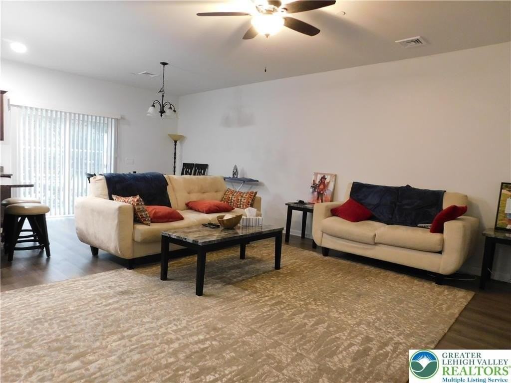 1047 Cetronia Rd Unit 3 #3 - Photo 4 of 19