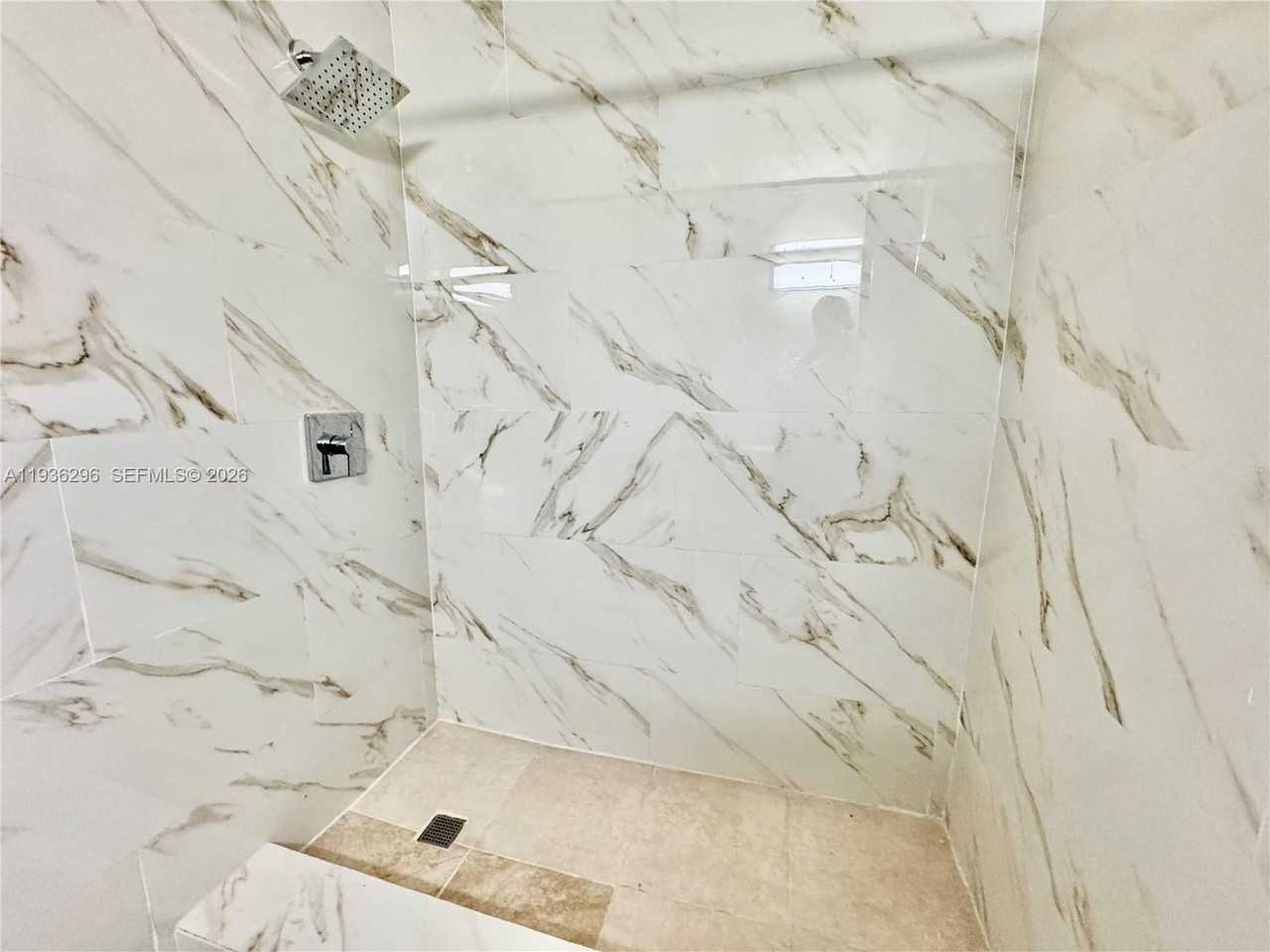 6032 Sw 38th St #1 - Photo 5 of 14