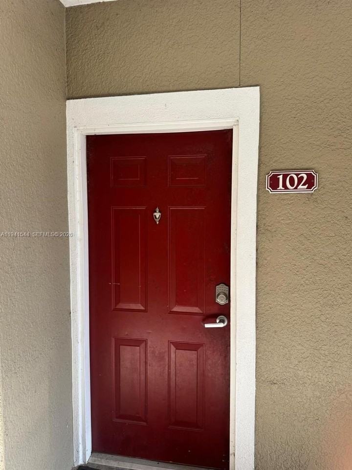 8201 Claire Ann Dr #102 - Photo 4 of 18