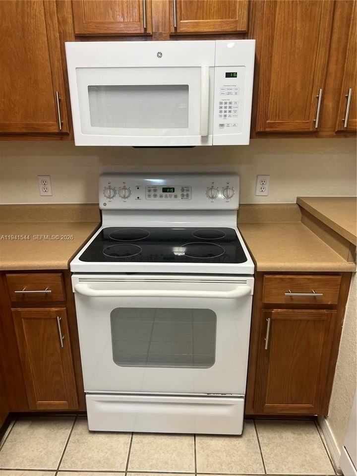 8201 Claire Ann Dr #102 - Photo 6 of 18