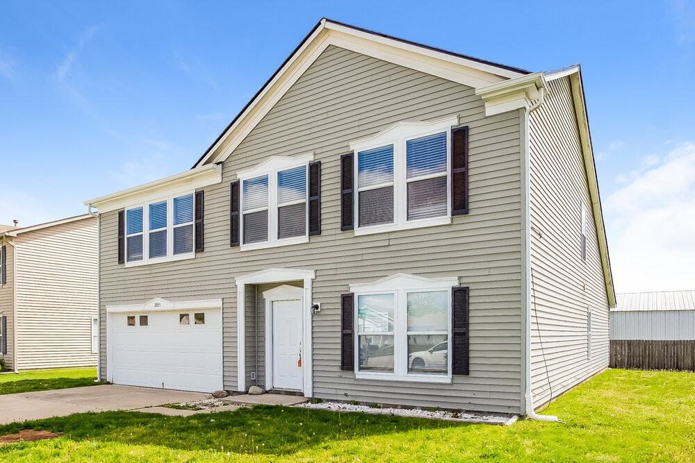 2035 Brookside Ct - Photo 4 of 17