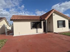 1453 Sw 137th Pl - Photo 1 of 1