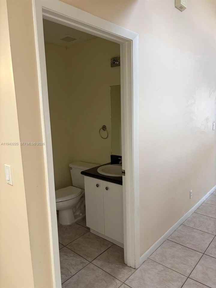 4829 Purdue Dr #4829 - Photo 5 of 42