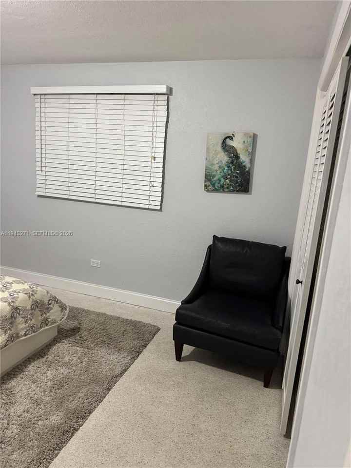 1610 Hayes St #B - Photo 5 of 10