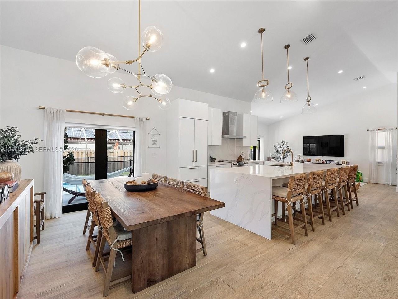 3776 Sw 107th Ct - Photo 6 of 39