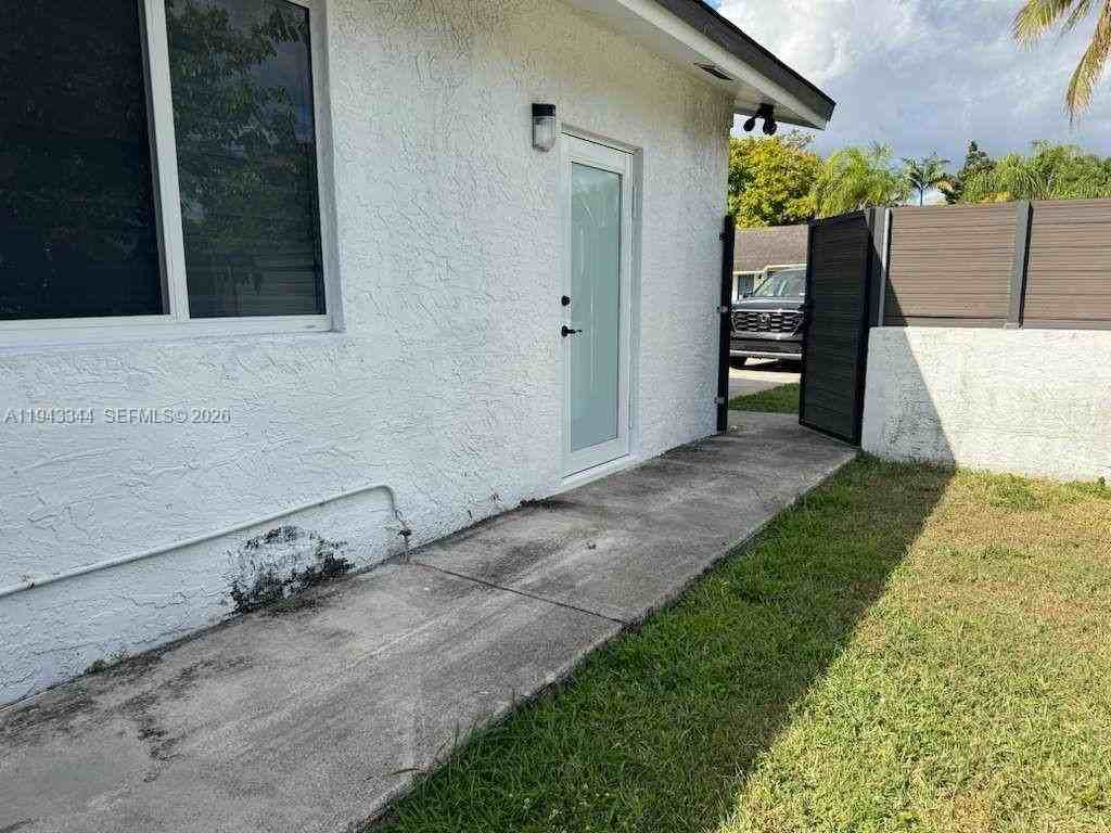 12970 Sw 187th St - Photo 2 of 30