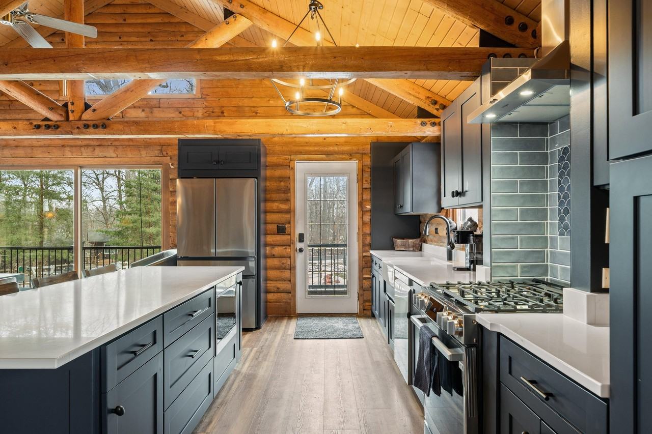 N1508 Wildwood Rd - Photo 3 of 25