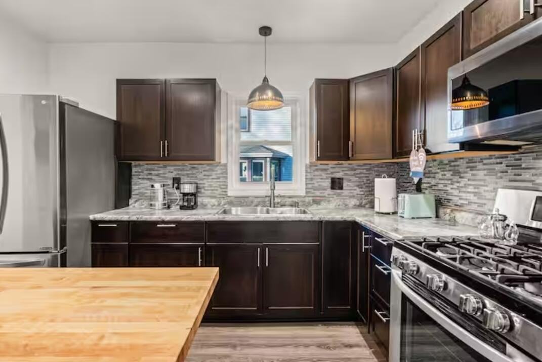 2853 S Ellen St - Photo 6 of 25