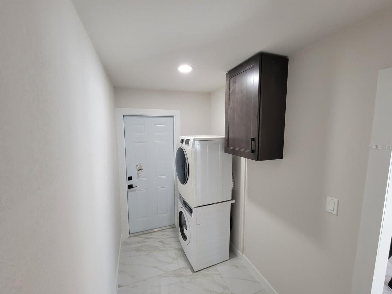 2784 Martin St - Photo 7 of 50