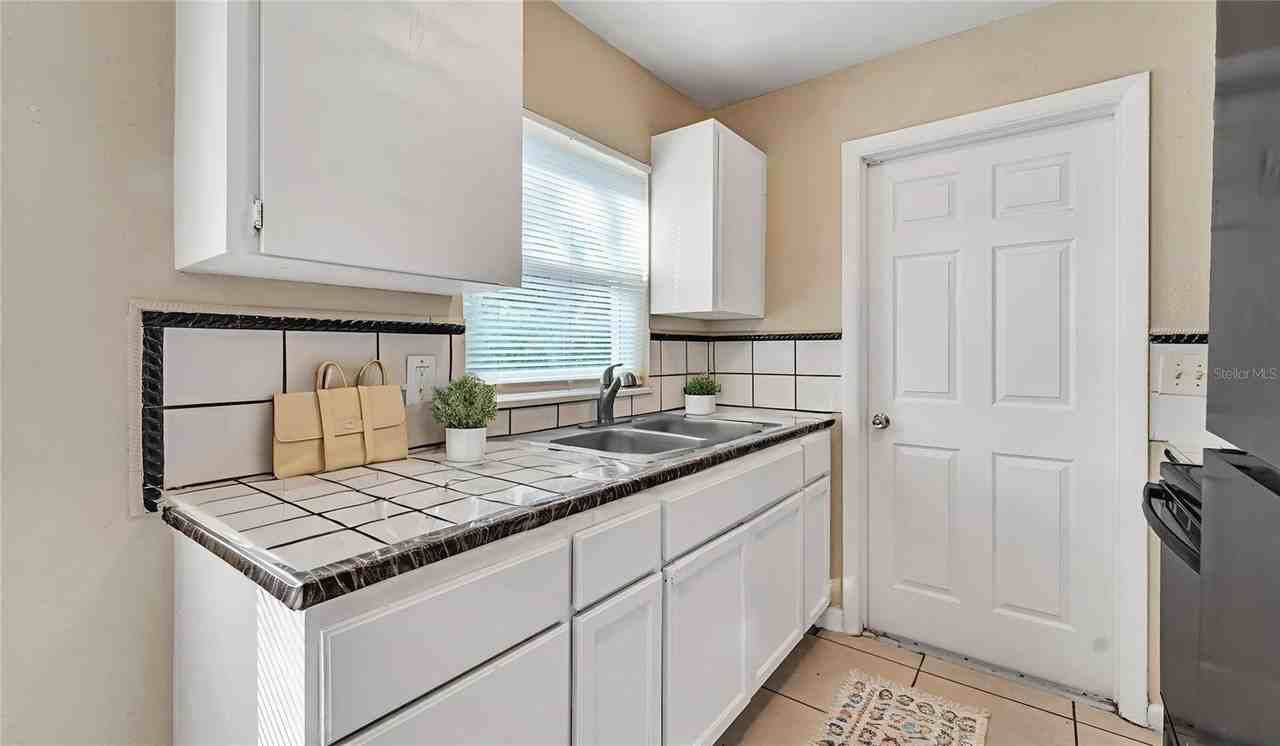 76 Judith Ln - Photo 7 of 18