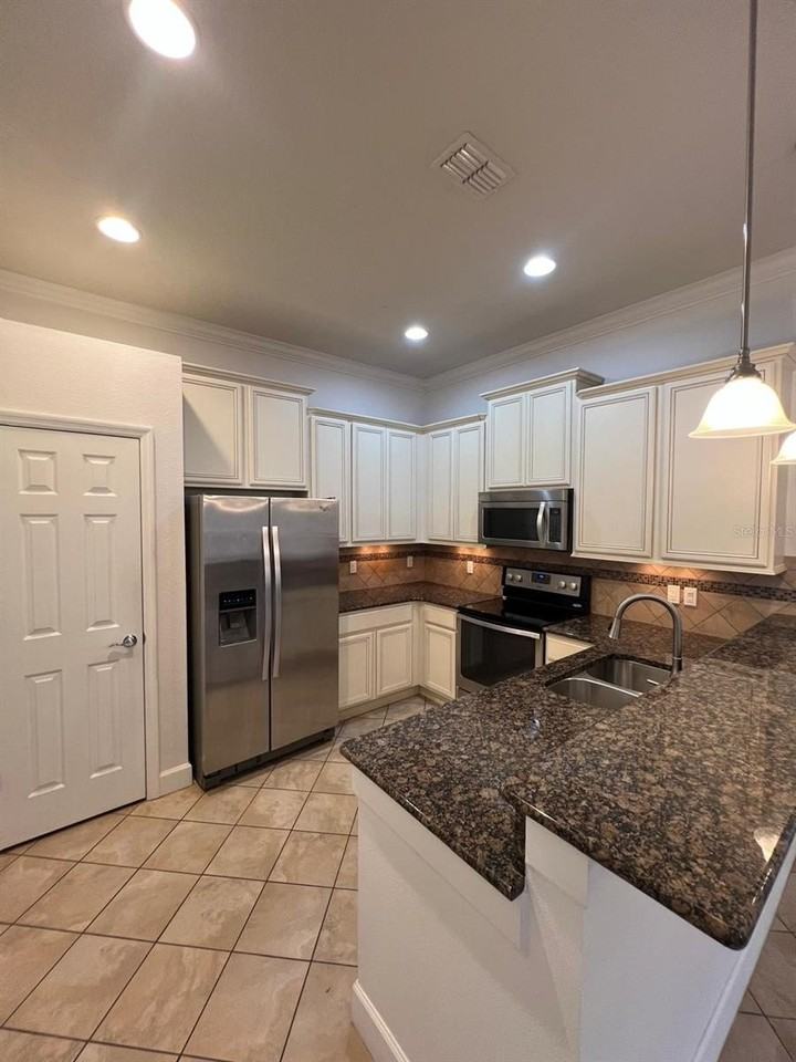 12256 Pescara Ln - Photo 2 of 14