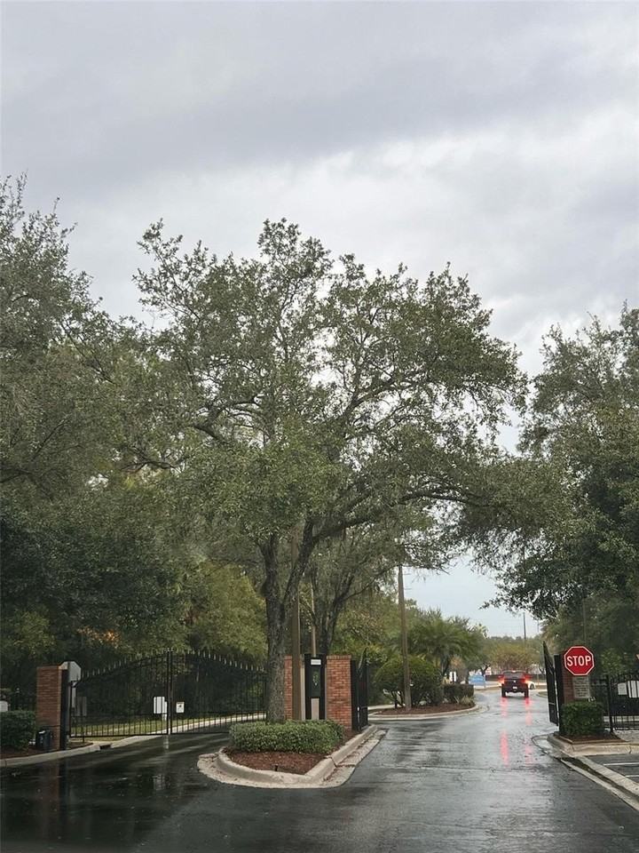 8674 Hunters Key Cir - Photo 2 of 16