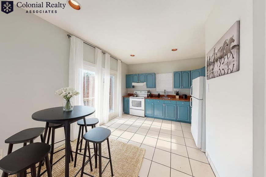 27 Highgate St - Photo 5 of 10