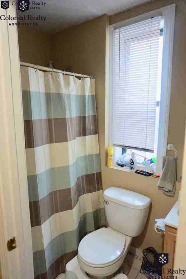 11 Highgate St - Photo 4 of 10