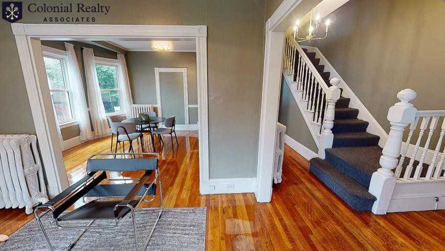 8 Haskell St - Photo 4 of 10