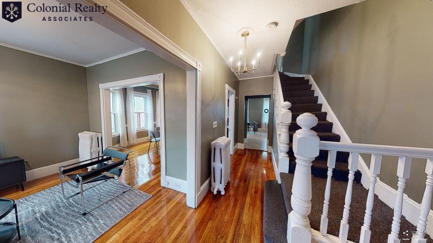 8 Haskell St - Photo 5 of 10