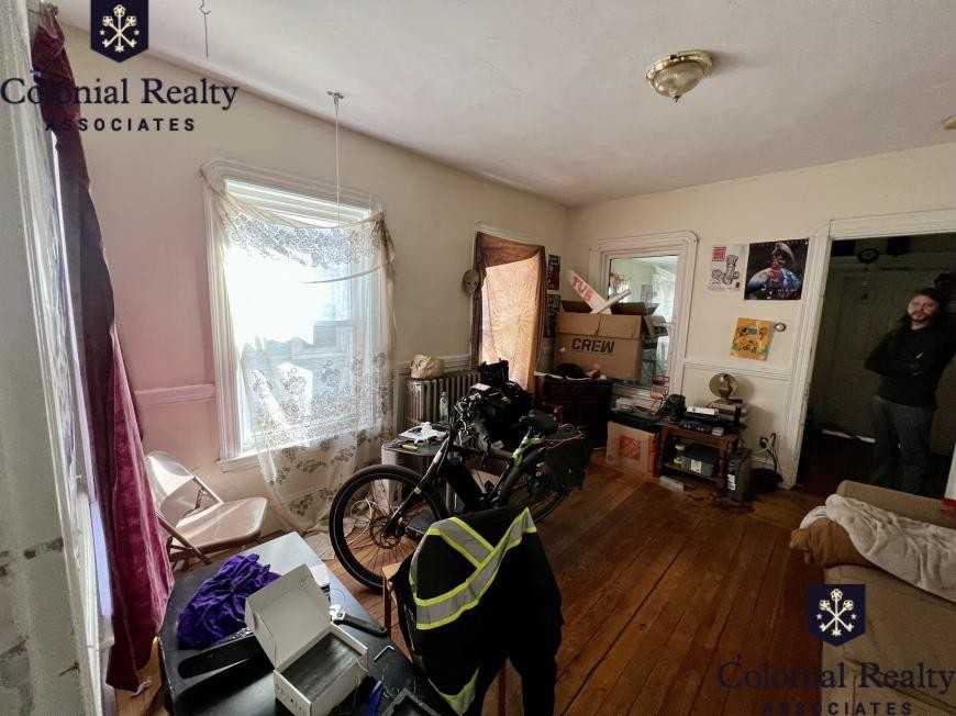 36 Hooker St - Photo 5 of 10