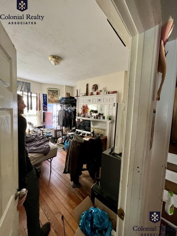 36 Hooker St - Photo 6 of 10