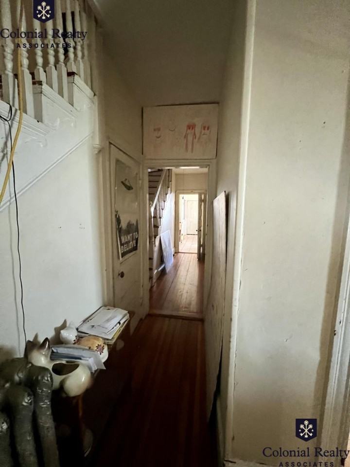 36 Hooker St - Photo 7 of 10