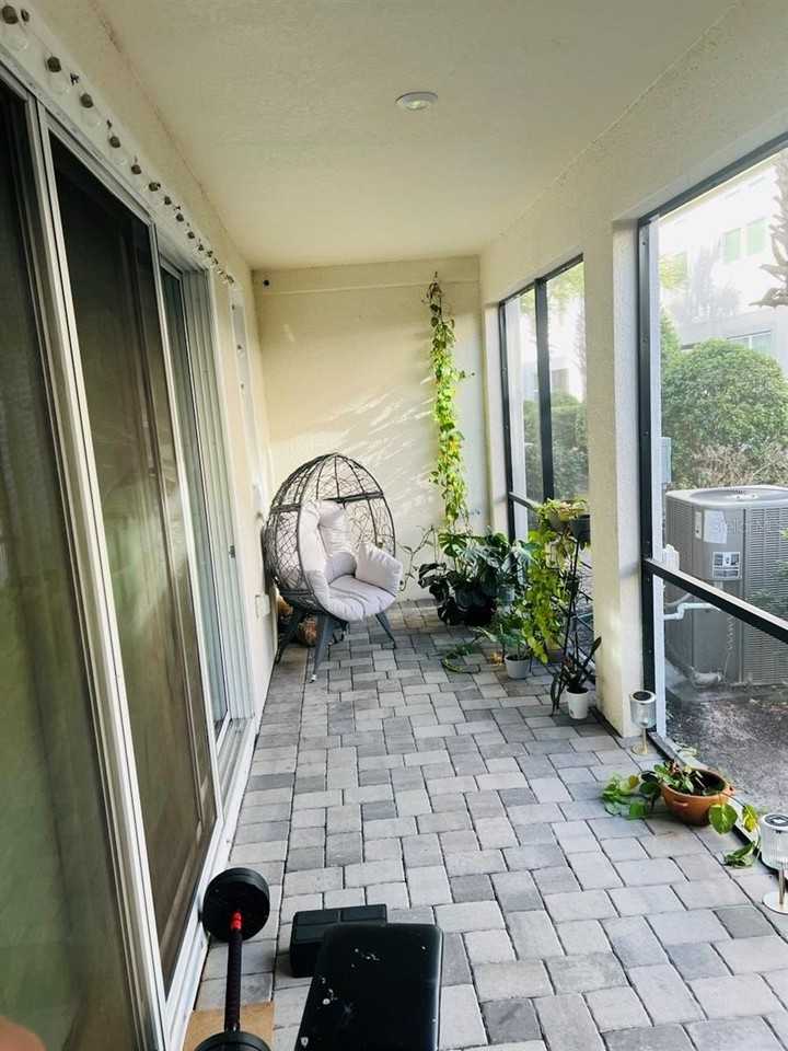 19411 Monarch Wind Way - Photo 4 of 7