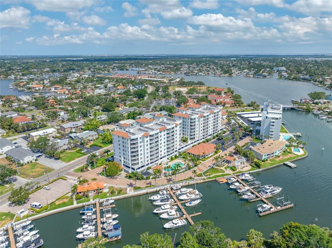 1325 Snell Isle Blvd Ne #810 - Photo 2 of 34