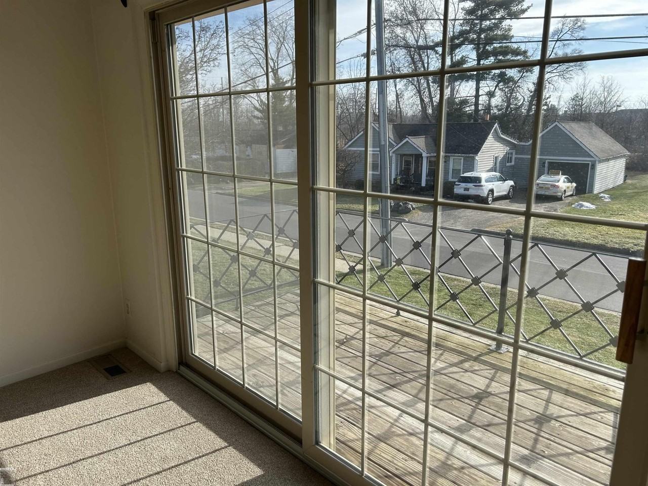 321 Spring St #321 - Photo 3 of 11