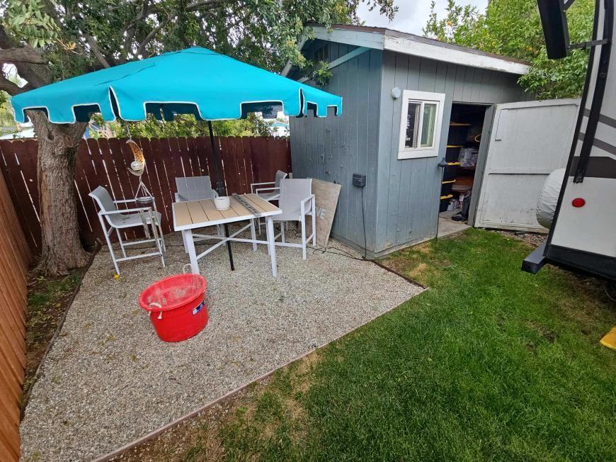 9436 Glade Ave - Photo 4 of 10