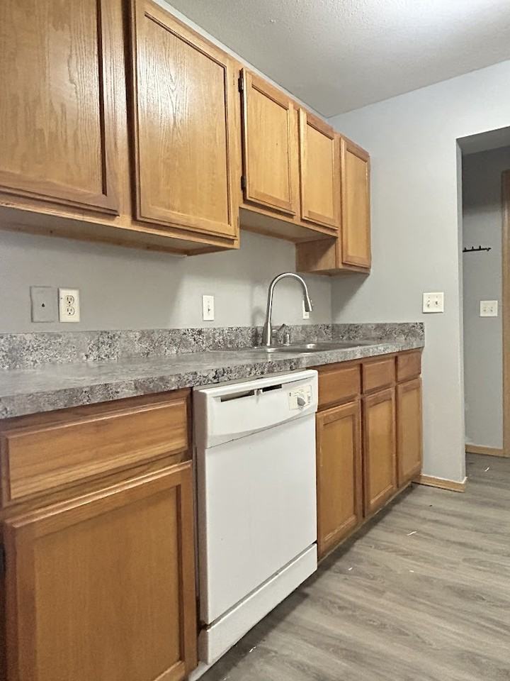 807A Maple Drive - Photo 2 of 10