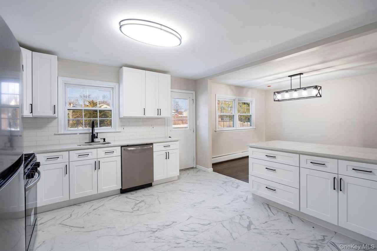 148 Chandler Ln - Photo 2 of 39