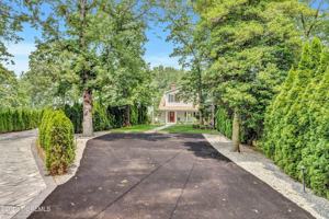 featured image of 637 Beacon Blvd